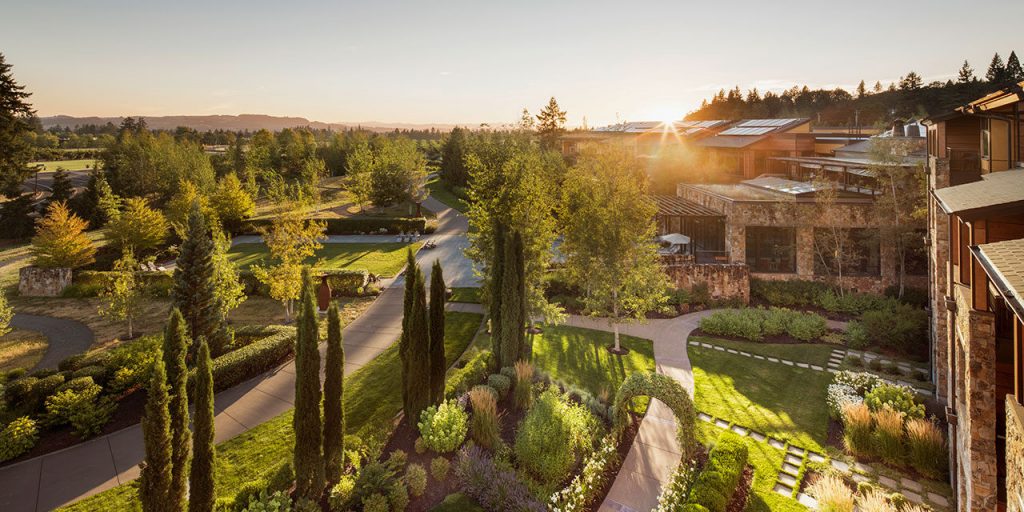 where to stay in oregon wine country