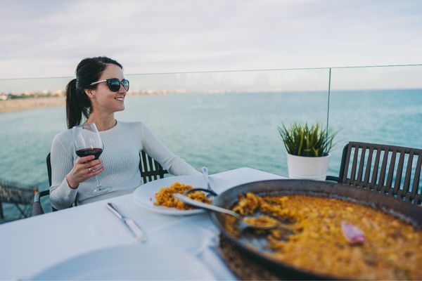 paella wine pairing