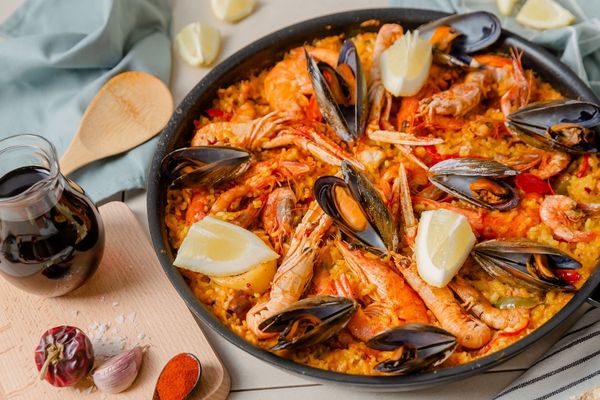 wine pairing paella