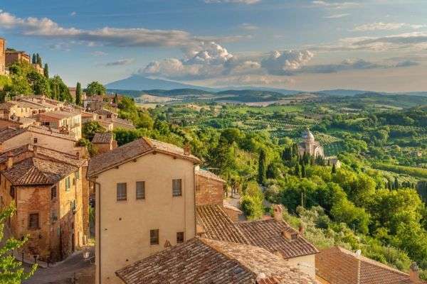 wine tasting in tuscany