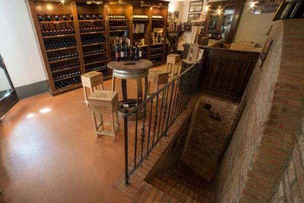 best wineries in montepulciano - talosa