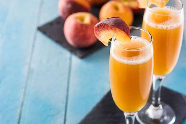 peach bellini champagne cocktail