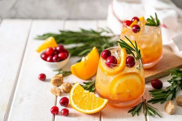 cranberry orange rosemary christmas prosecco cocktails