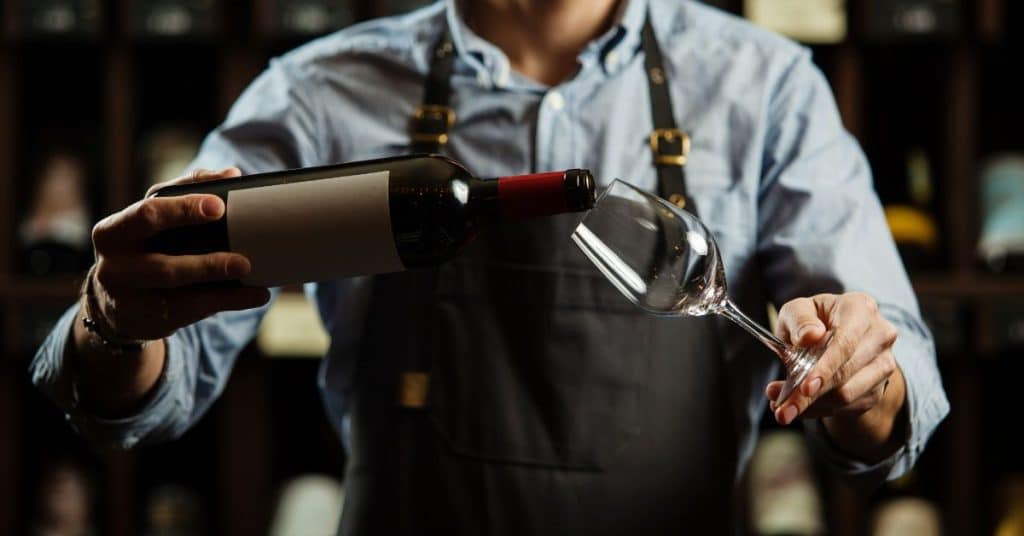 Different Levels of Sommeliers Explained Simply 1 levels-of-sommelier